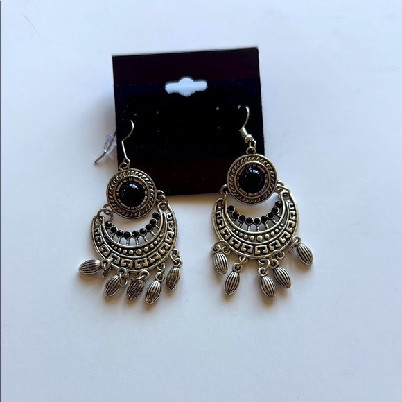 Elegant Black and Silver Bohemian Dangle Earrings - Picture 2 of 4
